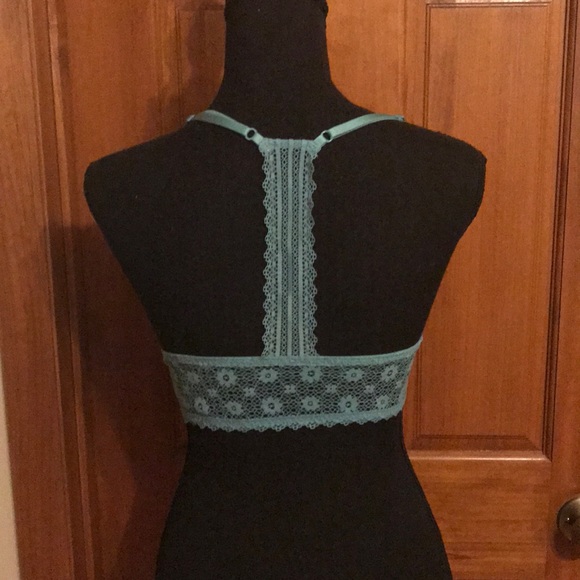 Victoria's Secret Bralette Size Medium - Picture 4 of 7